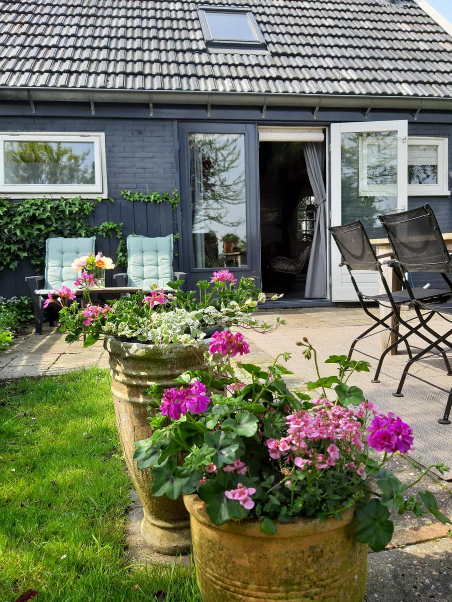 Tuinhuis Lutjewinkel Экстерьер фото